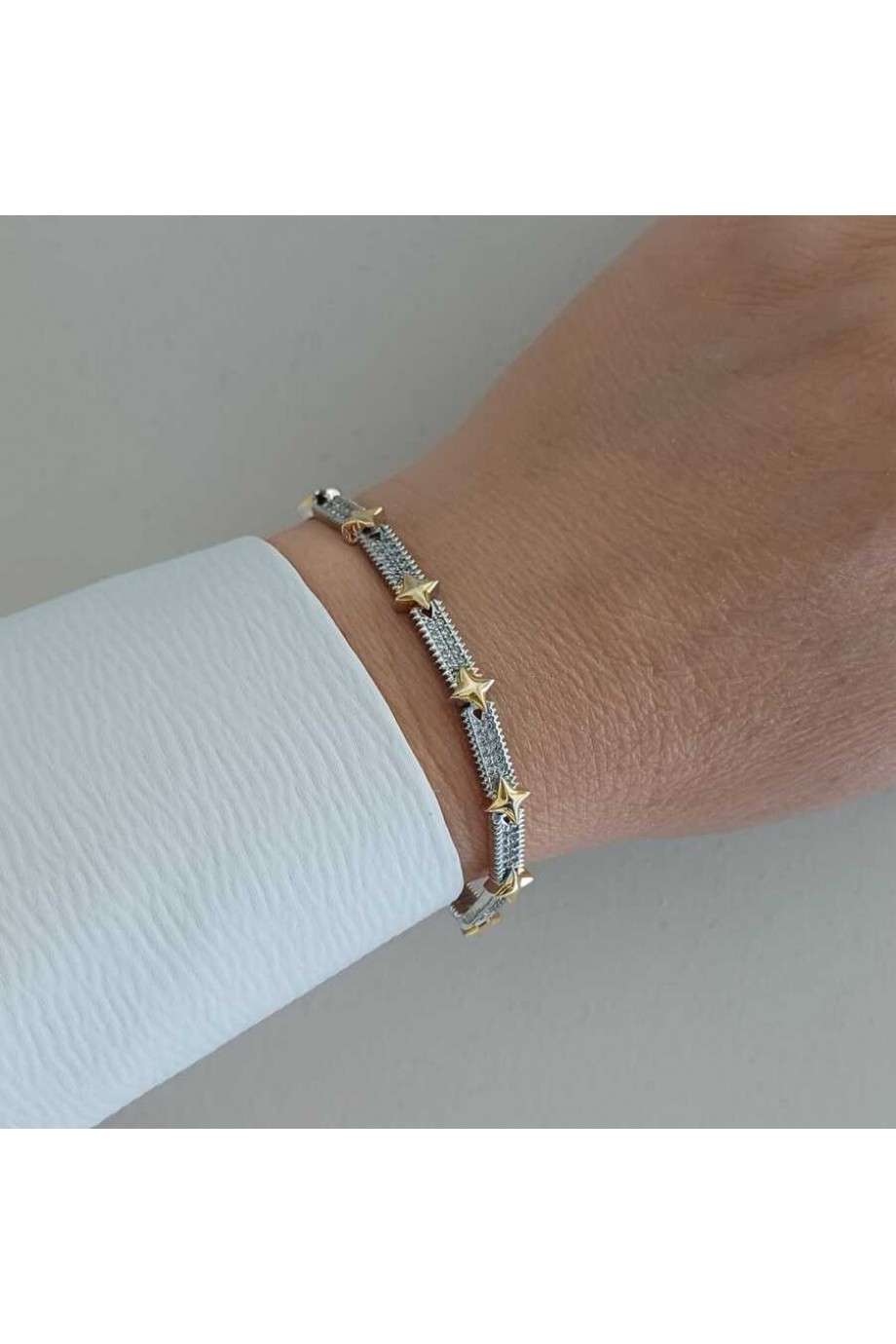 Zirkon Taşlı Kadın Gold Yıldız Temalı Bileklik