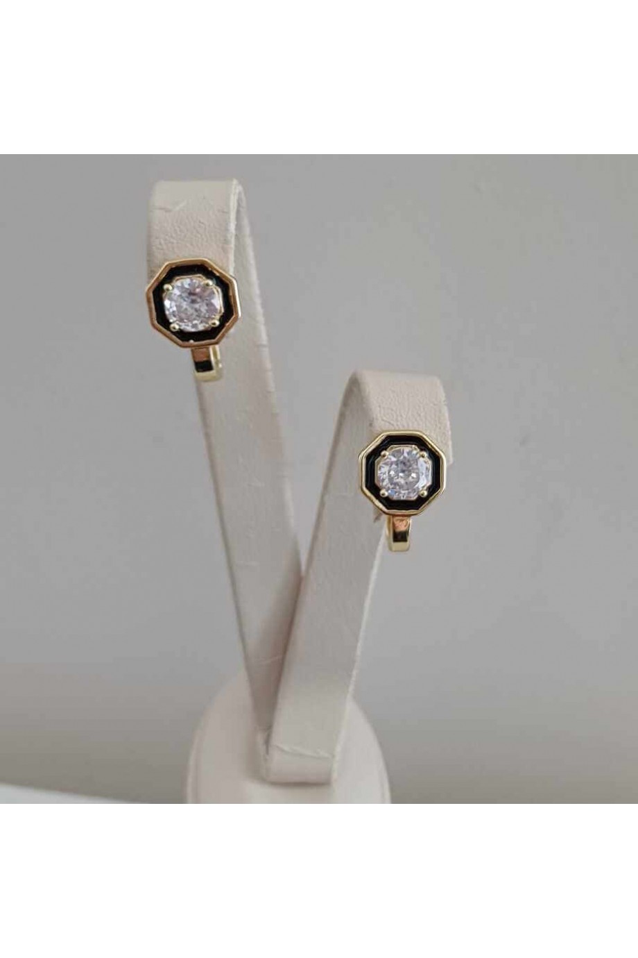 Zirkon Taşlı Kadın Küpe