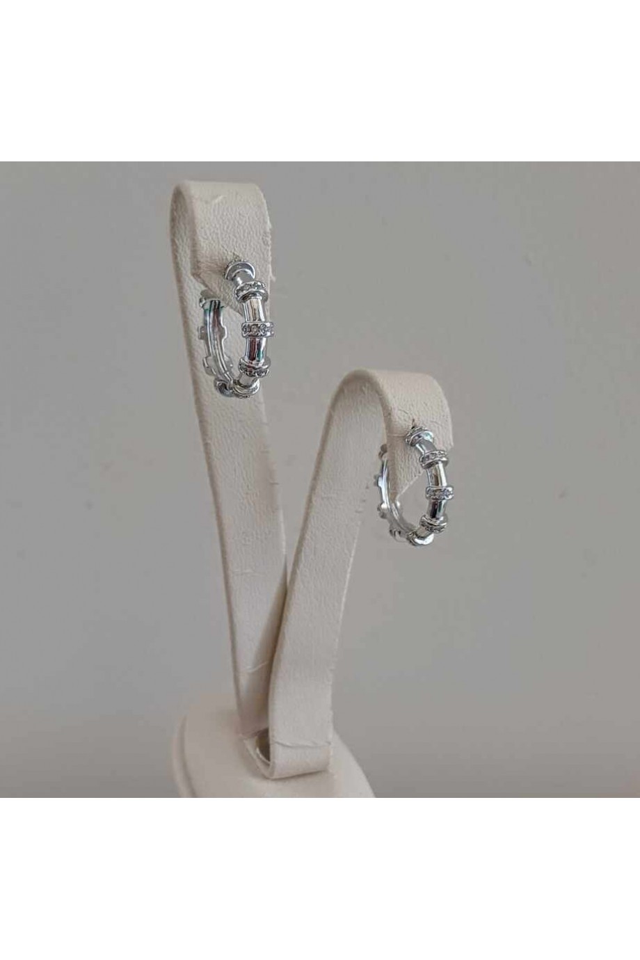 Halka Zirkon Taşlı Gümüş Rengi Kadın Küpe