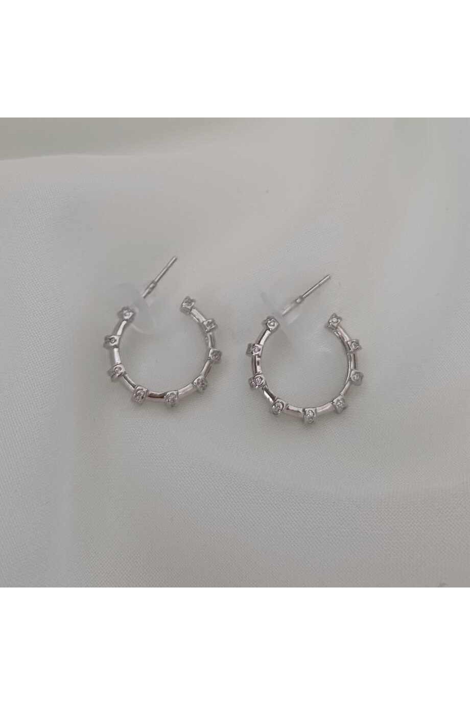 Halka Zirkon Taşlı Gümüş Rengi Kadın Küpe