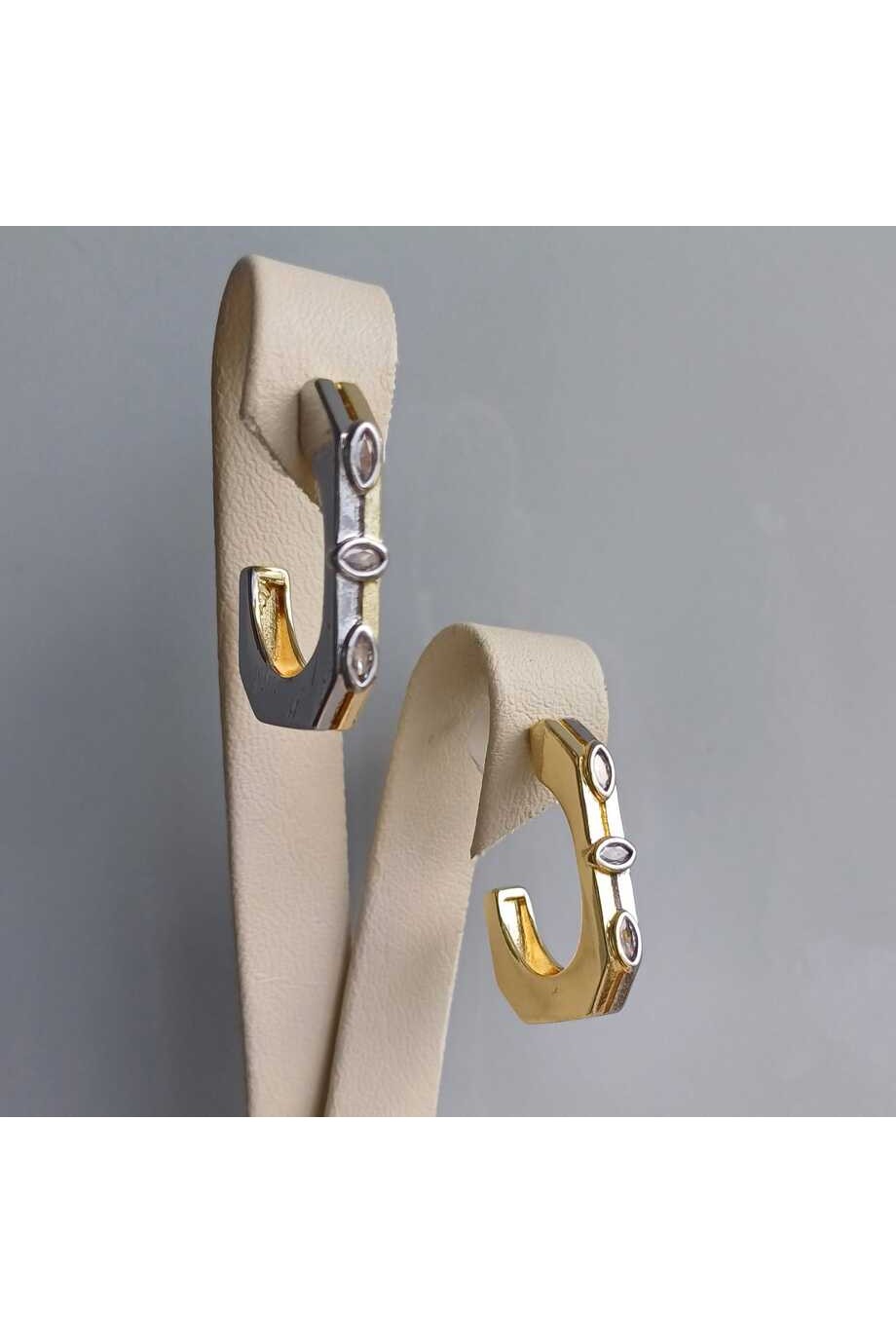 Gold ve Gümüş Renkli Zirkon Taşlı Kadın Küpe