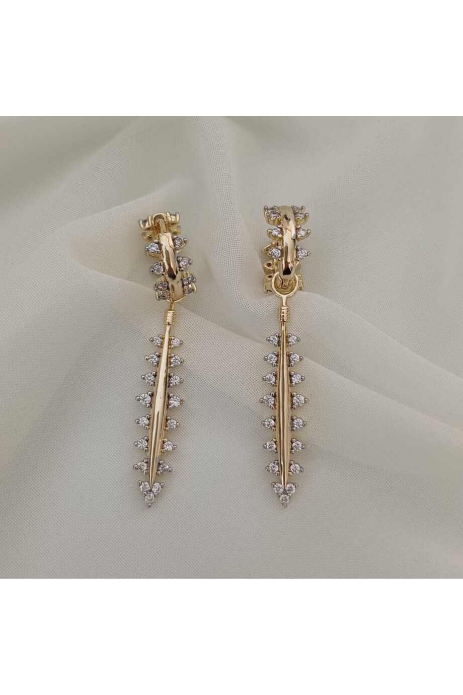 Zirkon  Baget Taşlı Gold Kadın Küpe