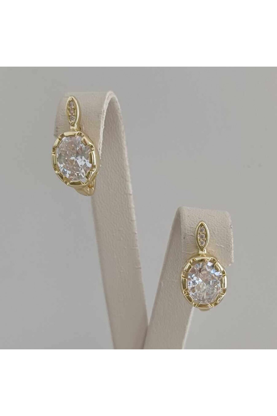 Zirkon Taşlı Gold Kaplama Kadın Küpe