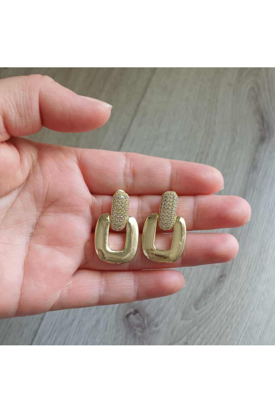 Kadın Küpe Gold Zirkon Taşlı