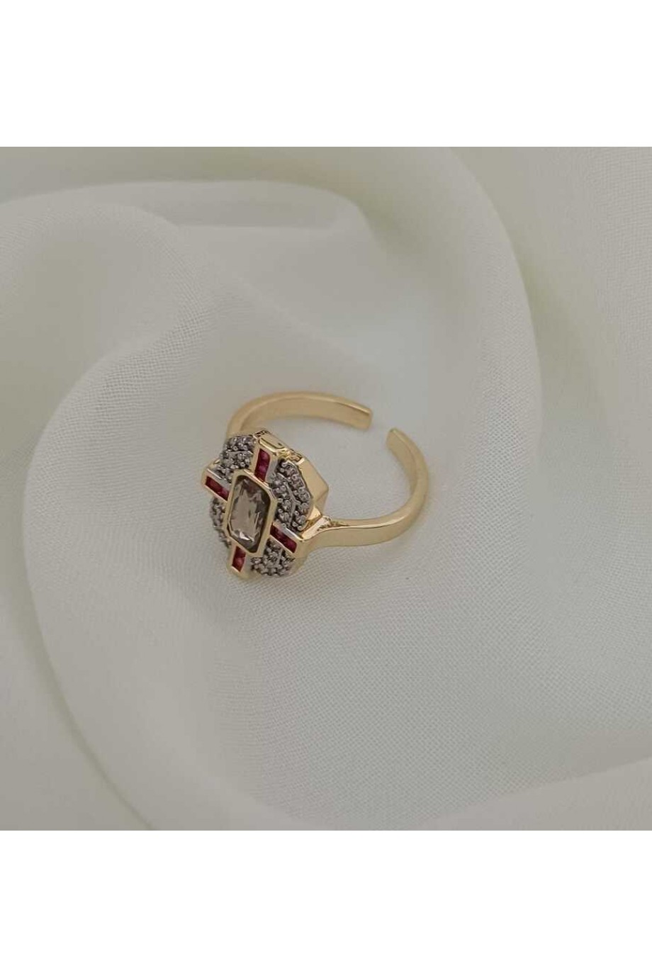 Zirkon ve Yakut Taşlı Kadın Yüzük